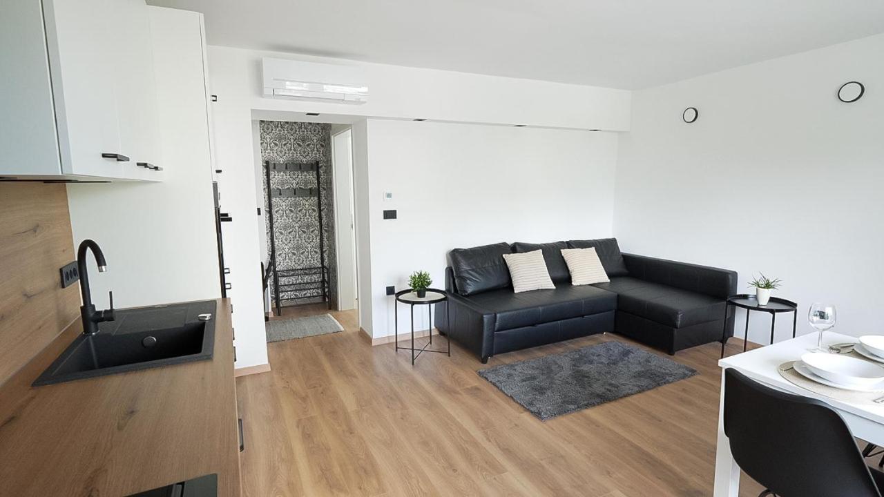 Residence Black&White Liubliana Quarto foto